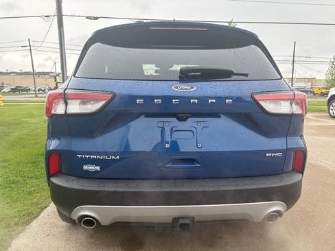 Used 2022 Ford Escape Titanium w/ Class II Trailer Tow Package AWD/4WD image 12