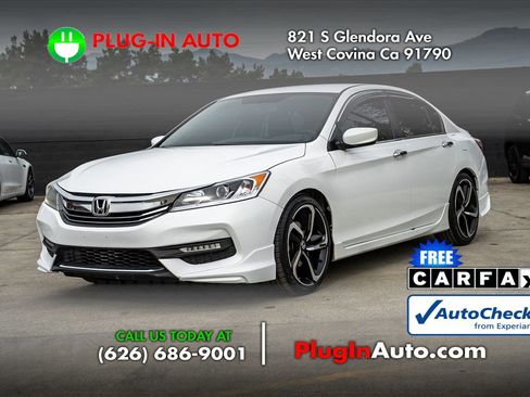 Used 2017 Honda Accord Sport image 1