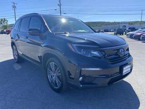 Used 2022 Honda Pilot Sport image 1