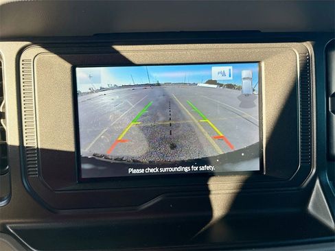 Used 2022 Ford Bronco Big Bend image 14