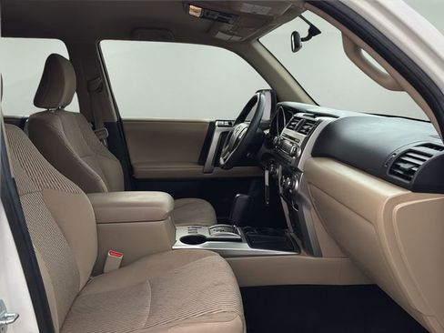 Used 2013 Toyota 4Runner SR5 RWD image 11