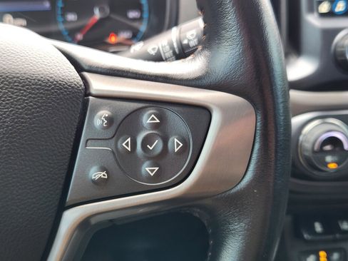 Used 2022 GMC Canyon AT4 w/ Driver Alert Package image 19