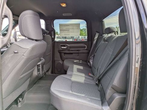 New 2026 RAM 2500 Big Horn AWD/4WD image 14