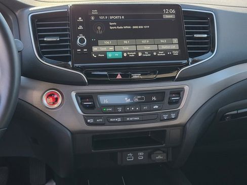 Certified 2025 Honda Ridgeline Sport image 16