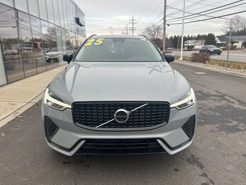 Certified 2025 Volvo XC60 B5 Plus image 7