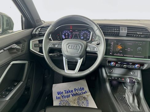 Used 2025 Audi Q3 2.0T Premium w/ Convenience Package AWD/4WD image 21