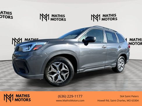 Used 2020 Subaru Forester Premium image 1