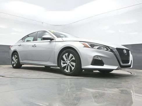 Used 2021 Nissan Altima 2.5 S FWD image 37