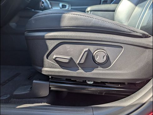 Used 2022 Kia Sorento S AWD/4WD image 27