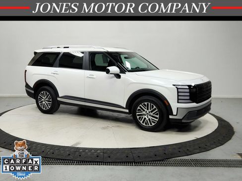 Used 2026 Hyundai Palisade SEL FWD image 1