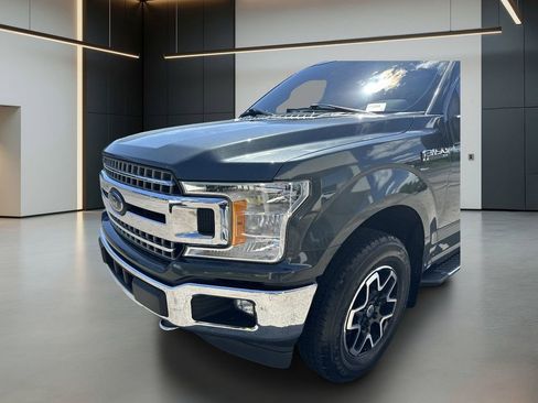 Used 2018 Ford F150 XLT w/ Equipment Group 302A Luxury AWD/4WD image 10