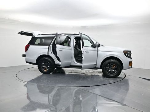 New 2026 Ford Expedition Tremor image 50