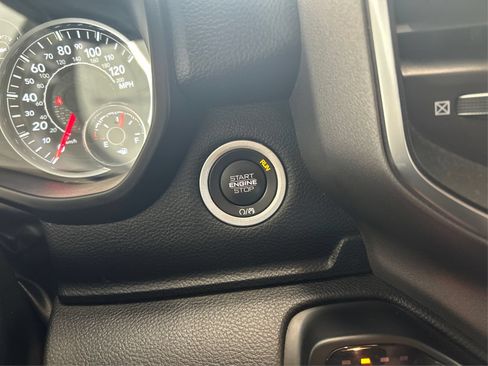 Used 2025 RAM 1500 Big Horn AWD/4WD image 27