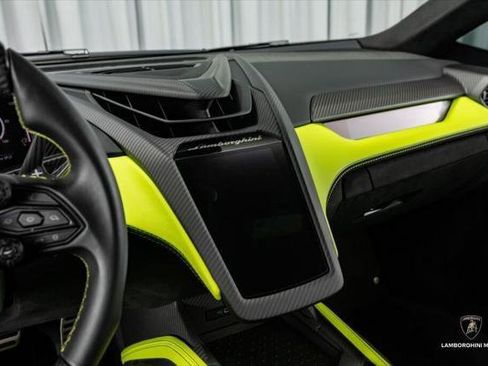 Used 2024 Lamborghini Revuelto AWD/4WD image 49