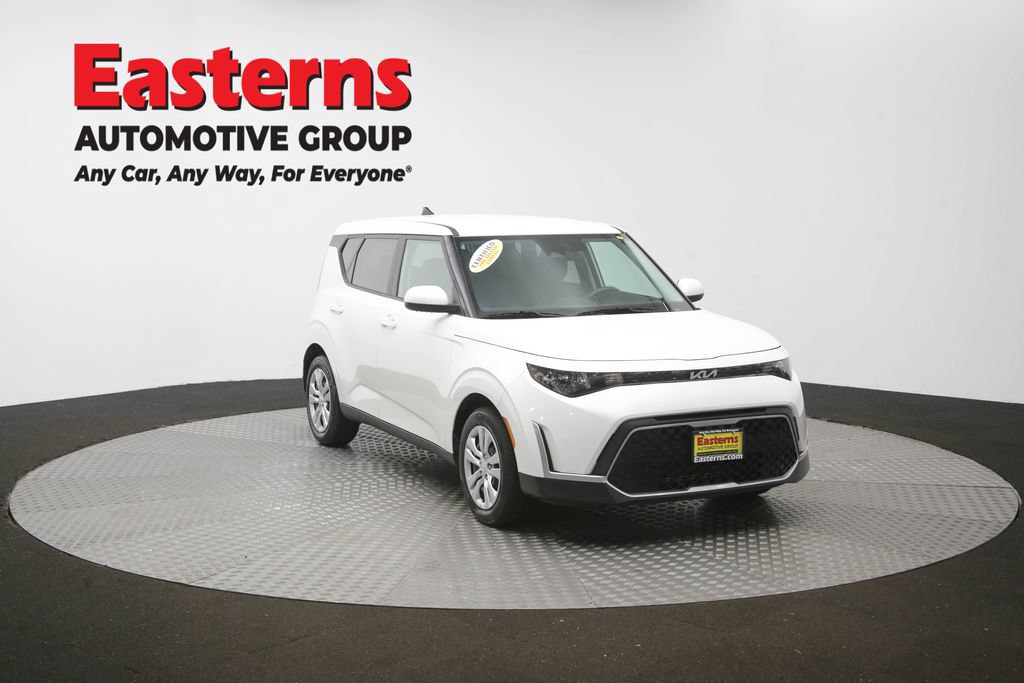 Used 2023 Kia Soul LX FWD image 50