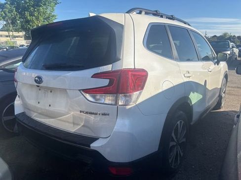 Used 2023 Subaru Forester Limited AWD/4WD image 8