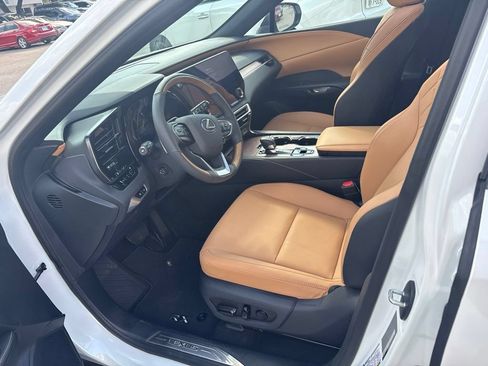 Certified 2026 Lexus RX 350 Premium w/ Convenience Package FWD image 17