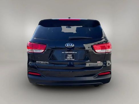 Used 2016 Kia Sorento L FWD image 9