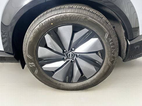 Used 2023 Nissan Ariya FWD image 11