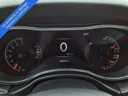 Used 2021 Jeep Grand Cherokee Limited image 20