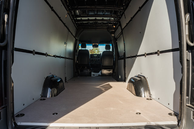 Used 2023 Mercedes-Benz Sprinter 2500 w/ Acoustic Package image 11