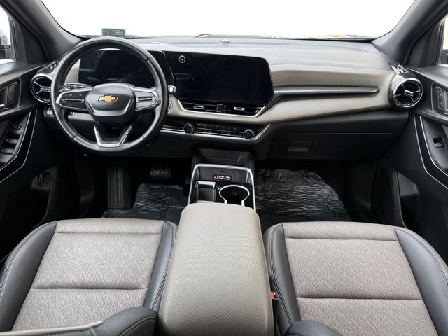 Used 2025 Chevrolet Equinox LT w/ Convenience Package II AWD/4WD image 13