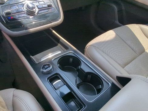 Used 2020 Lincoln Corsair Reserve FWD image 17