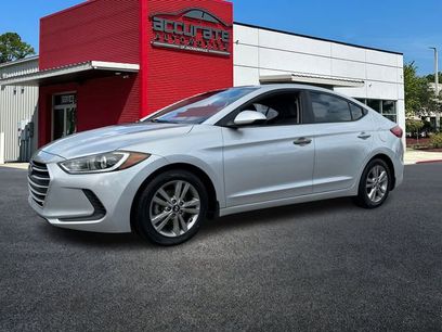 Used 2017 Hyundai Elantra SE
