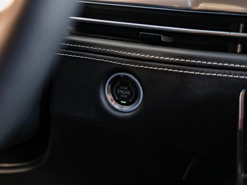 Used 2026 Cadillac Escalade V w/ LPO, ONYX Package image 75