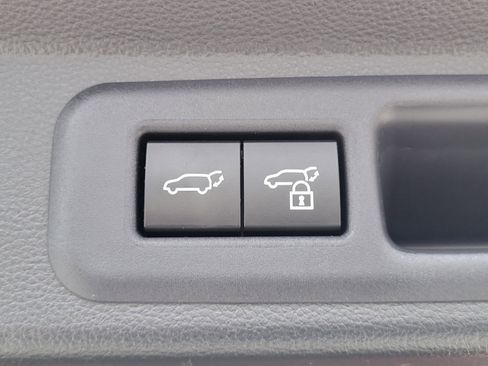 Used 2024 Toyota Sequoia Capstone image 33