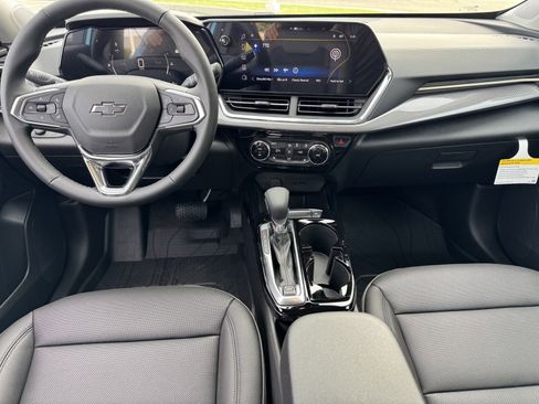 New 2025 Chevrolet Trax ACTIV w/ Driver Confidence Package image 16