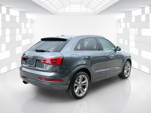 Used 2018 Audi Q3 2.0T Premium Plus w/ Premium Plus Package FWD image 7