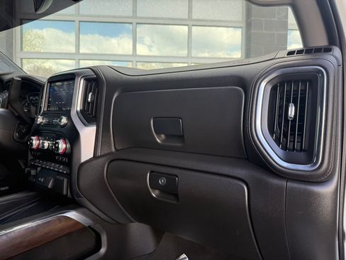 Used 2023 GMC Sierra 3500 SLT w/ SLT Premium Package AWD/4WD image 20