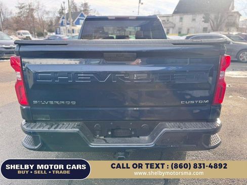 Used 2020 Chevrolet Silverado 1500 Custom w/ Custom Value Package image 6