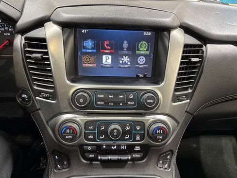 Used 2015 Chevrolet Suburban LTZ image 10