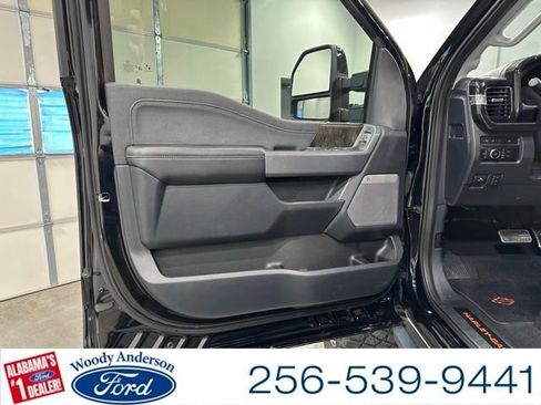 Used 2023 Ford F250 Lariat w/ Lariat Ultimate Package image 28