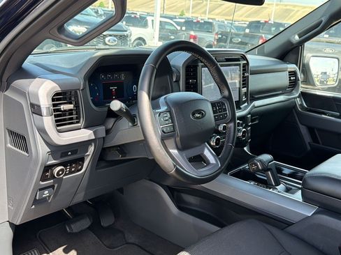 Used 2025 Ford F150 XLT w/ Equipment Group 302A MID RWD image 4