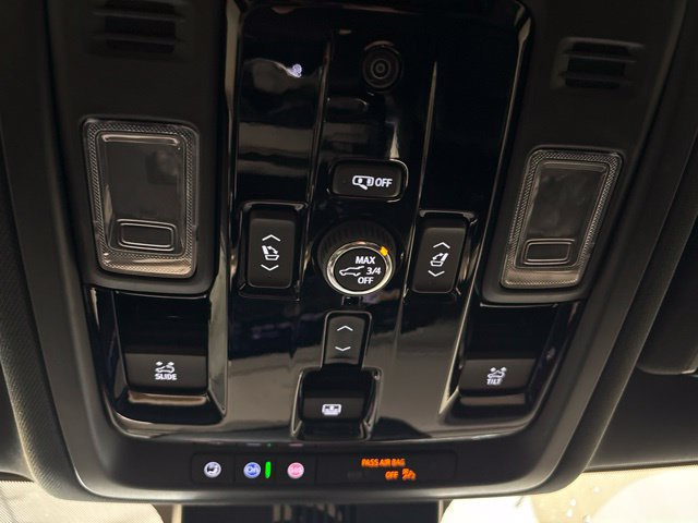 Used 2026 Chevrolet Tahoe High Country AWD/4WD image 27