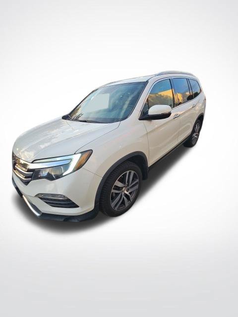 Used 2017 Honda Pilot Touring image 4