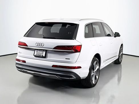 Used 2023 Audi Q7 3.0T Premium Plus w/ Premium Plus Package AWD/4WD image 7