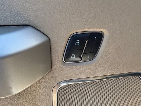 Used 2017 Ford F150 Lariat AWD/4WD image 14