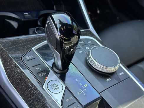 Used 2022 BMW 330i Sedan w/ Driving Assistance Package image 17