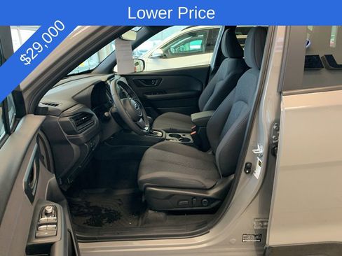 Used 2025 Subaru Forester Premium w/ Convenience Package #1 image 3