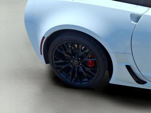 Used 2017 Chevrolet Corvette Grand Sport RWD image 4