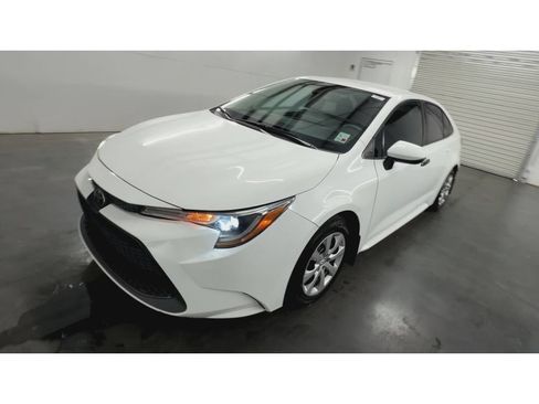 Used 2022 Toyota Corolla LE FWD image 4