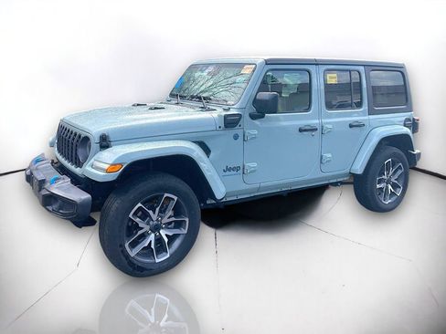 Used 2024 Jeep Wrangler Sport S w/ Convenience Group image 2