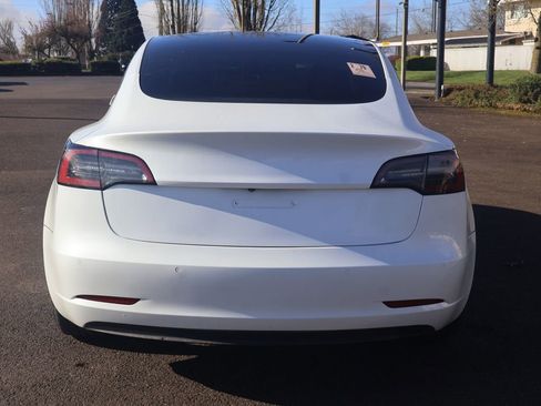 Used 2022 Tesla Model 3 RWD image 5