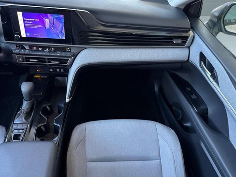 Certified 2025 Toyota Camry LE w/ Convenience Package image 28