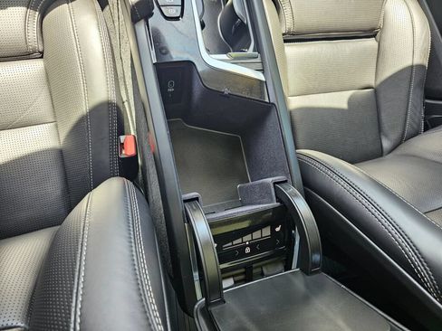 Used 2023 Volvo XC90 B6 Ultimate w/ Protection Package Premier AWD/4WD image 24