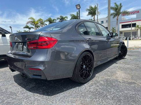 Used 2018 BMW M3 RWD image 2